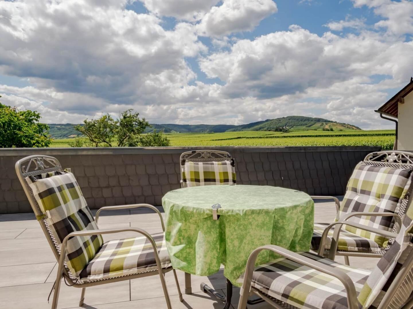 Ferienweingut Winnebeck Köwerich Buitenkant foto
